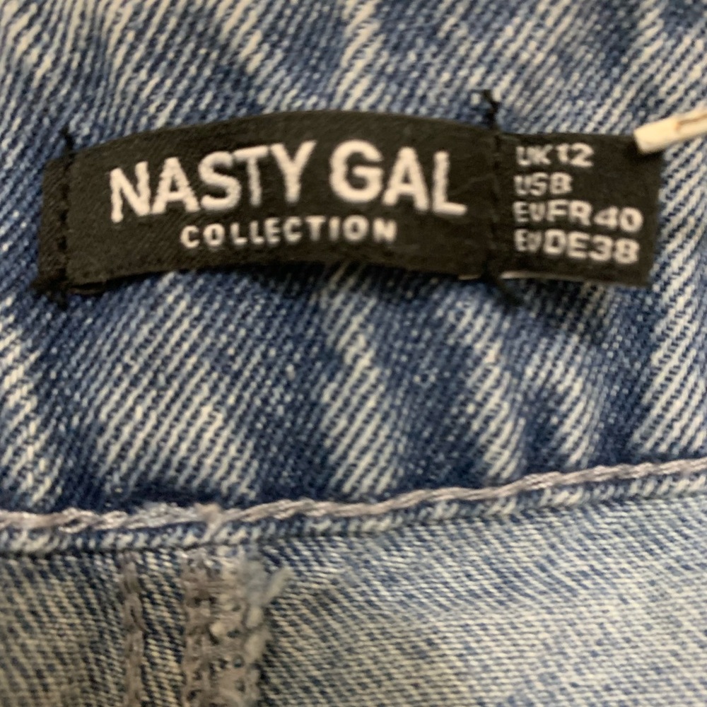 Nasty Gal Womens Collection Blue Jeans Size 8 Bell Bottom Jeans - Picture 3 of 3